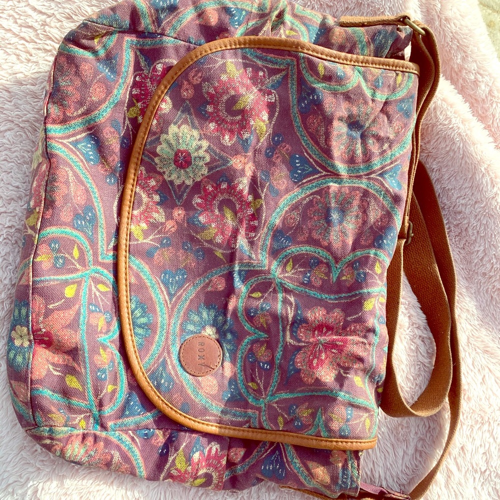 Roxy purse